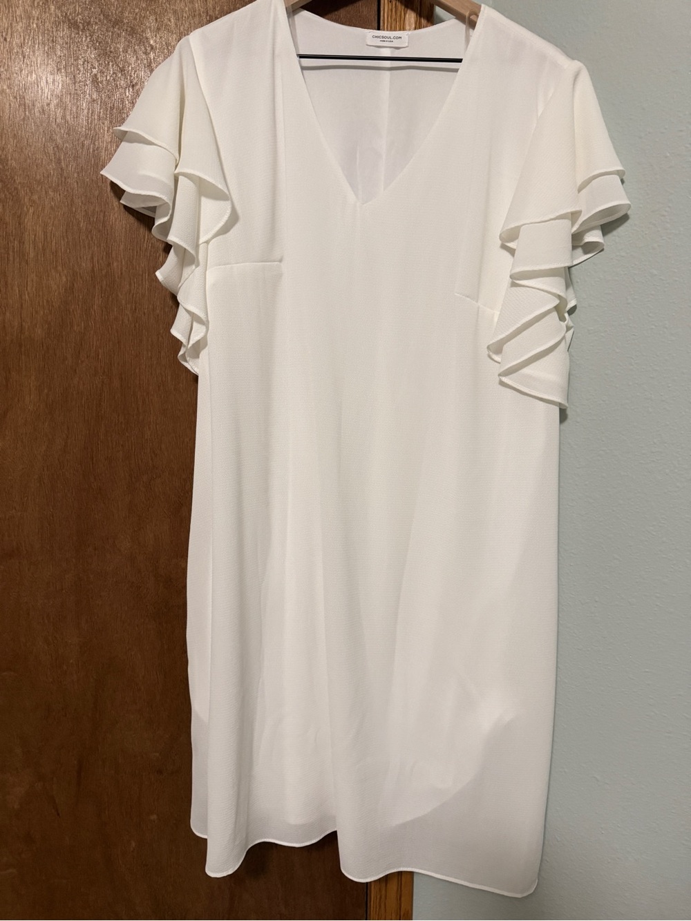 Chic Soul White V-Neck Ruffle Sleeve Shift Dress